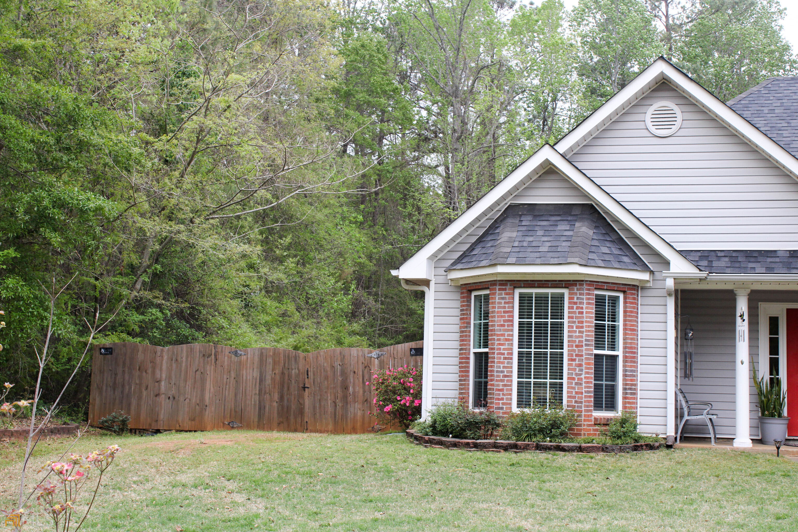 Eleanor's Pond - Residential
