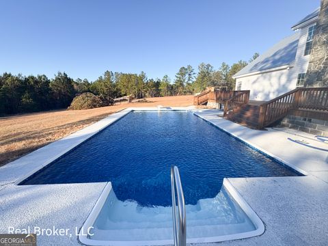 A home in Baxley