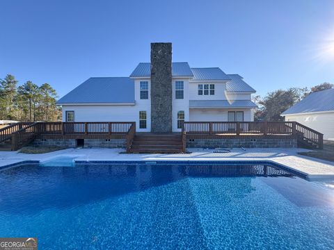 A home in Baxley