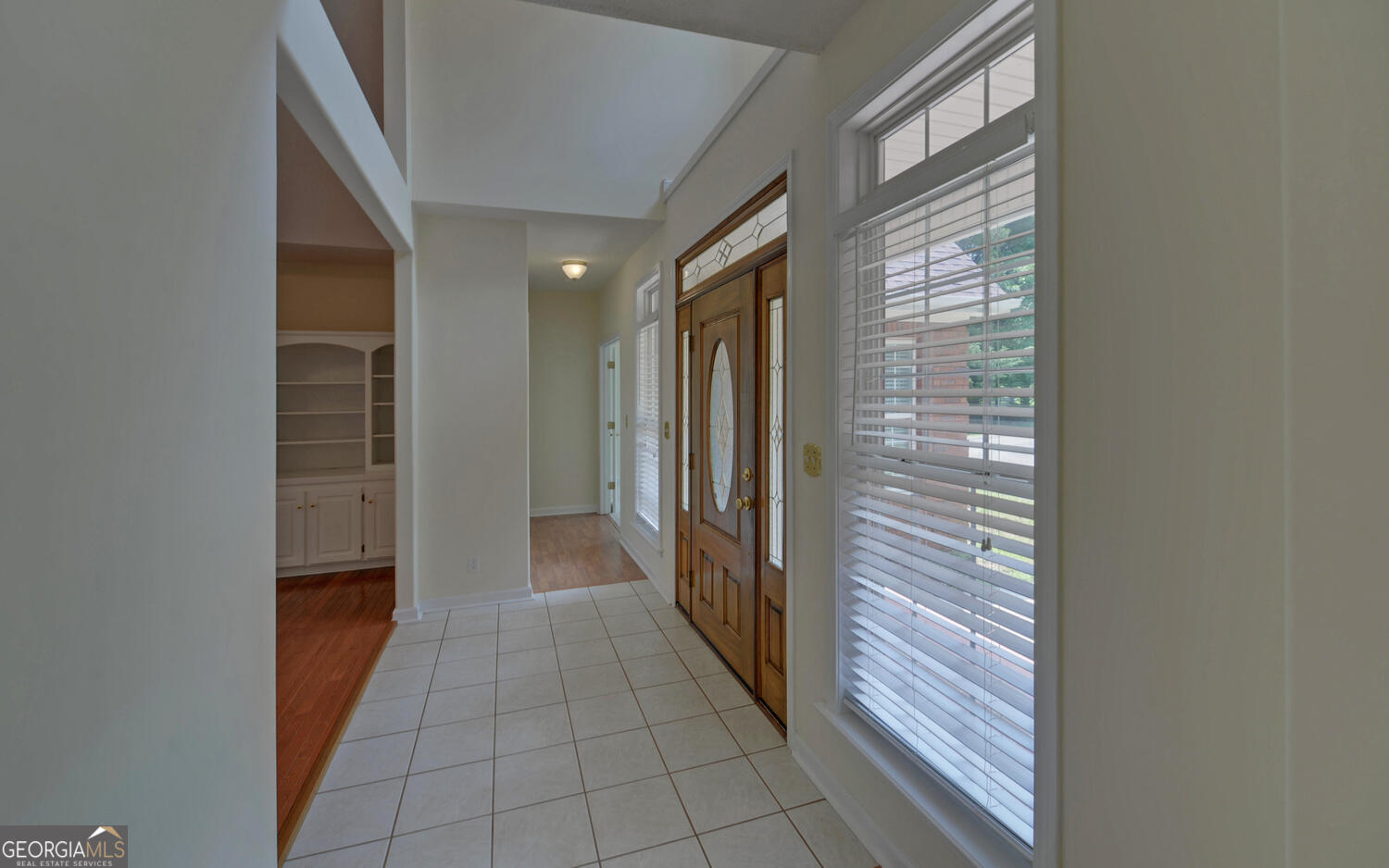 200 Hillandale DR
