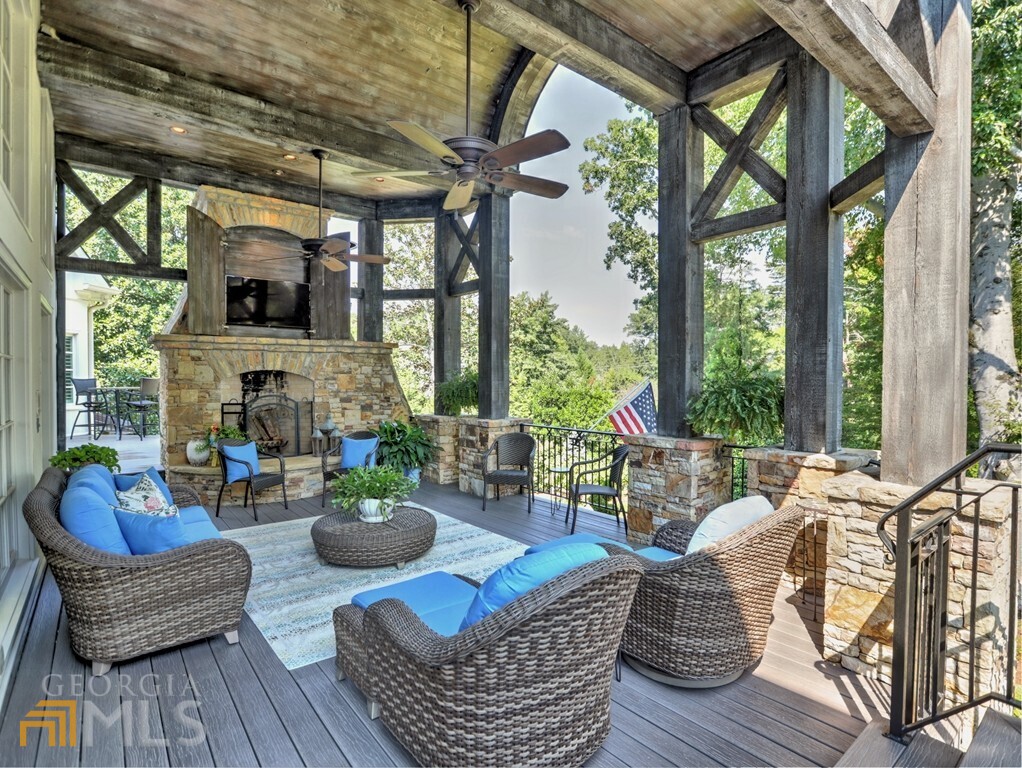 Column Gate - Residential