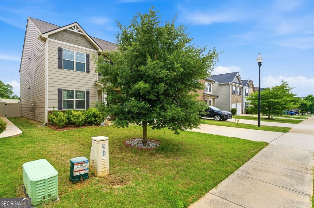 Photo of 505 Emporia Loop, McDonough, GA 30253 (MLS # 10765721)