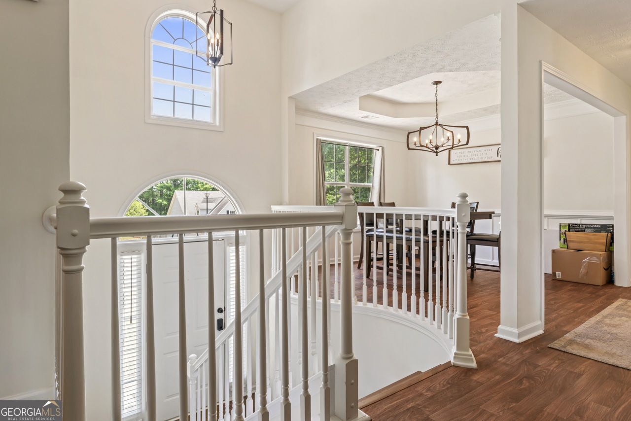 863 Clifton RDG