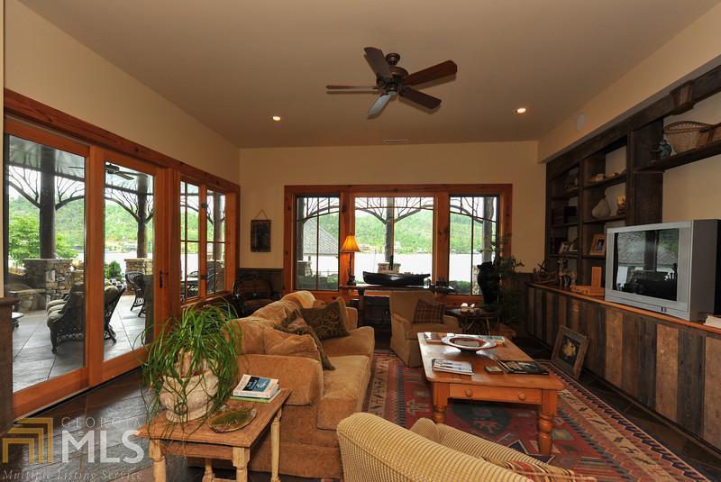Lake Burton - Residential