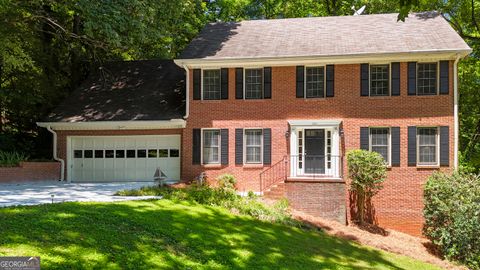 1527 Ridgewood DR SW Lilburn GA 30047