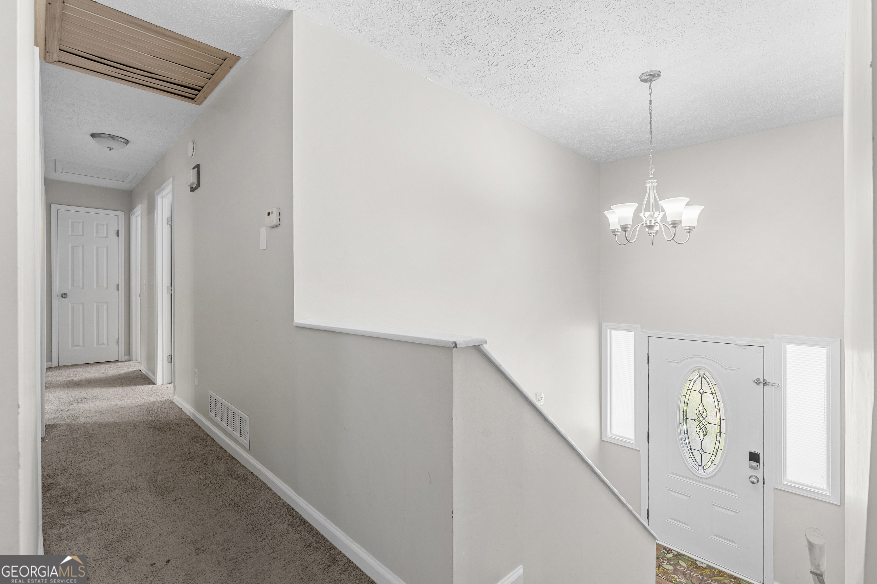 3990 N Quail DR