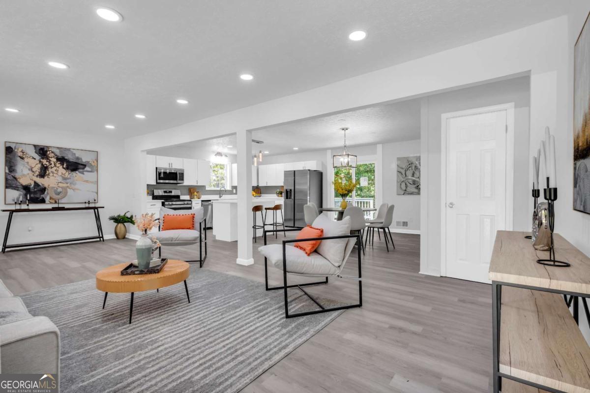 4890 Old Briar Trl