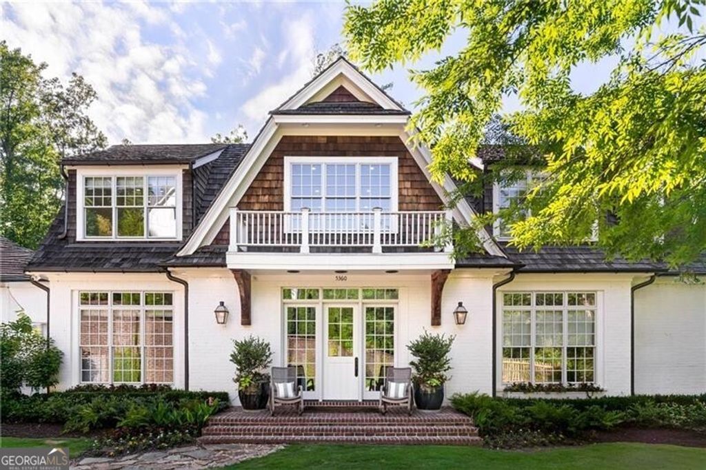 Photo of 5360 Lake Forrest Drive, Atlanta, GA 30342 (MLS # 10672990)