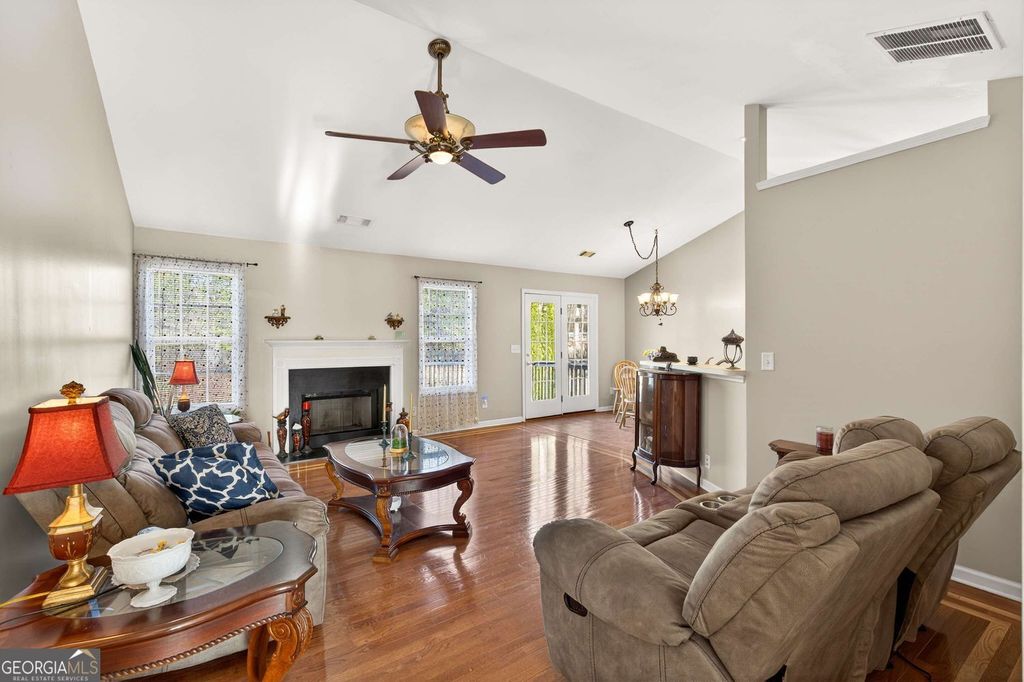 Photo of 443 Beacon Drive, Maysville, GA 30558 (MLS # 10673558)