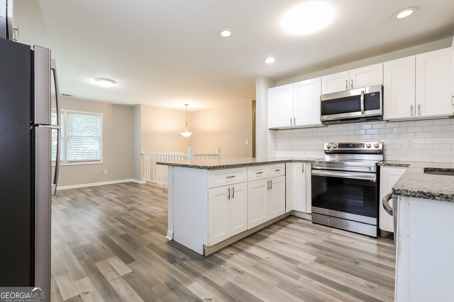908 Bimini LN