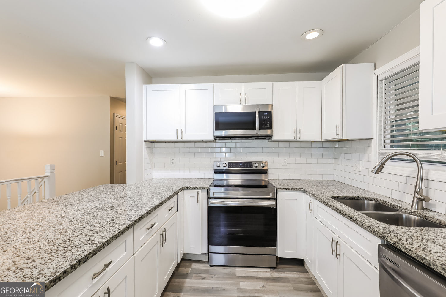 908 Bimini LN