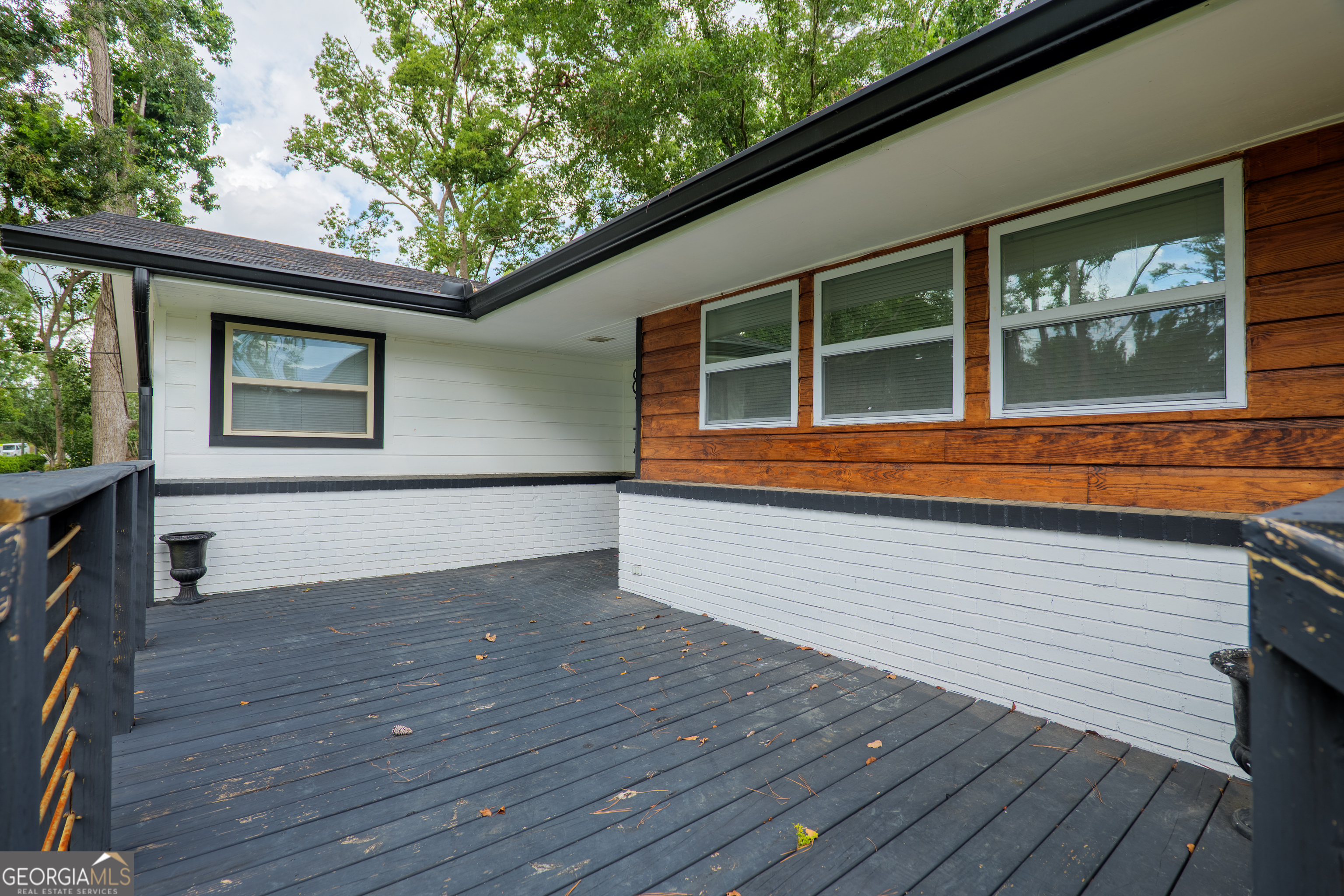 817 Gornto Road
