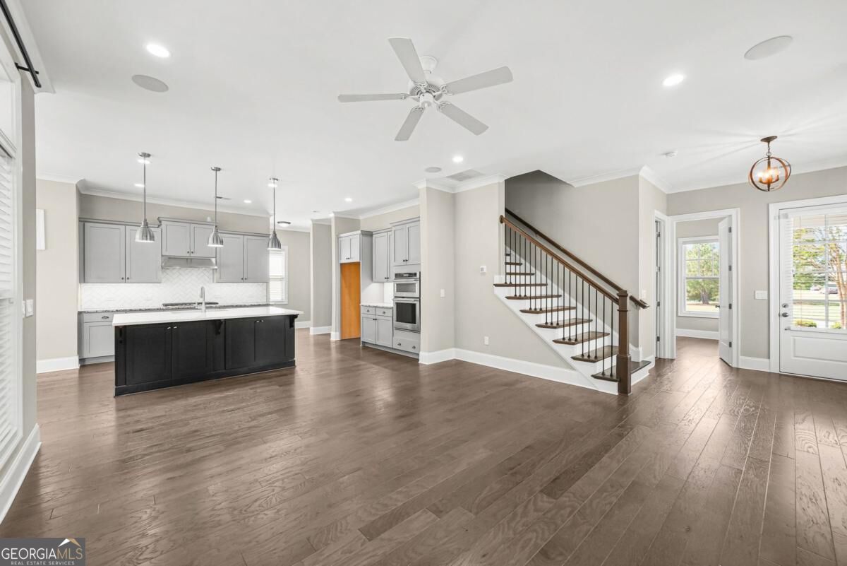 304 Bandon WAY