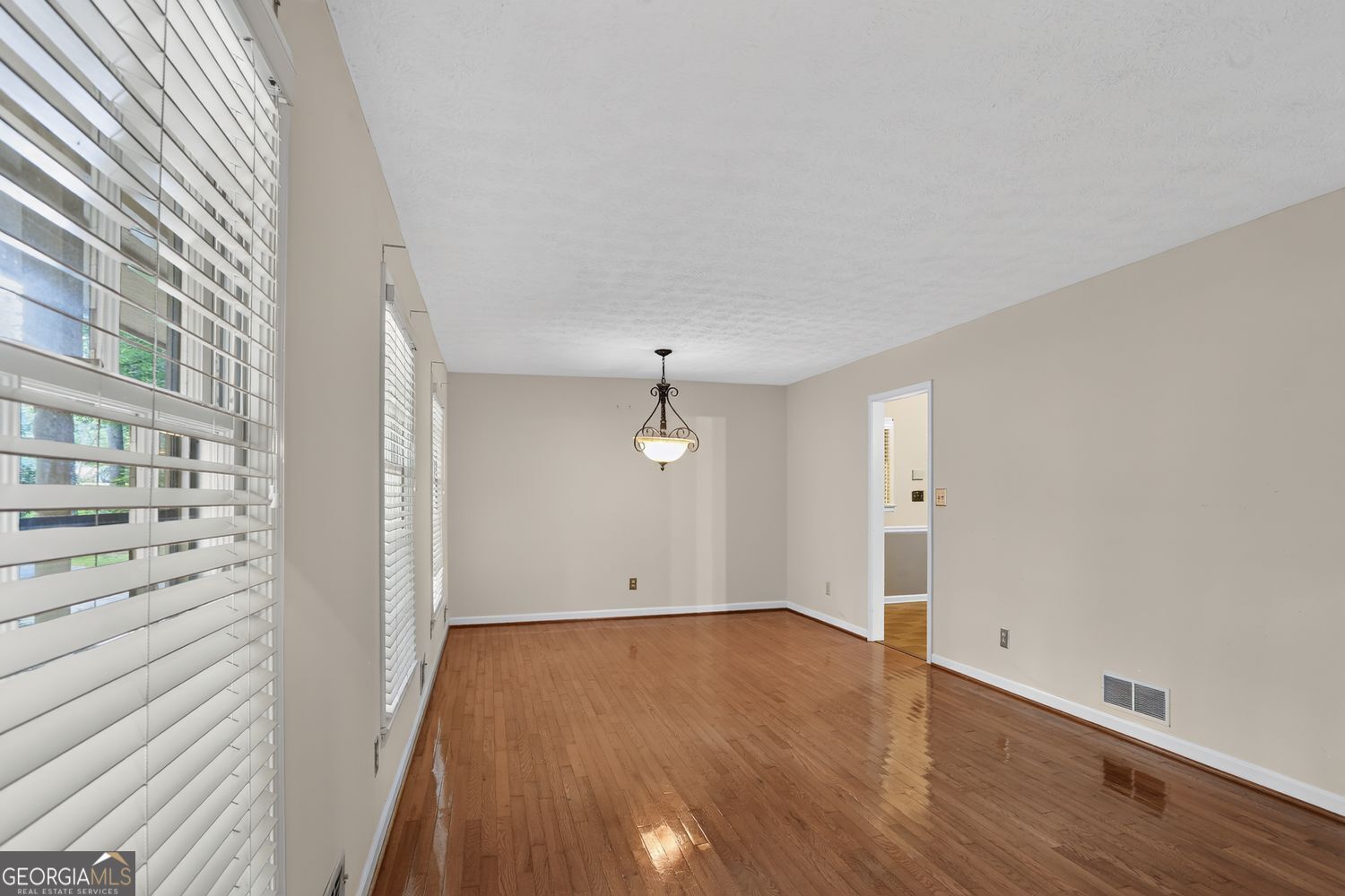 9278 Seminole RD