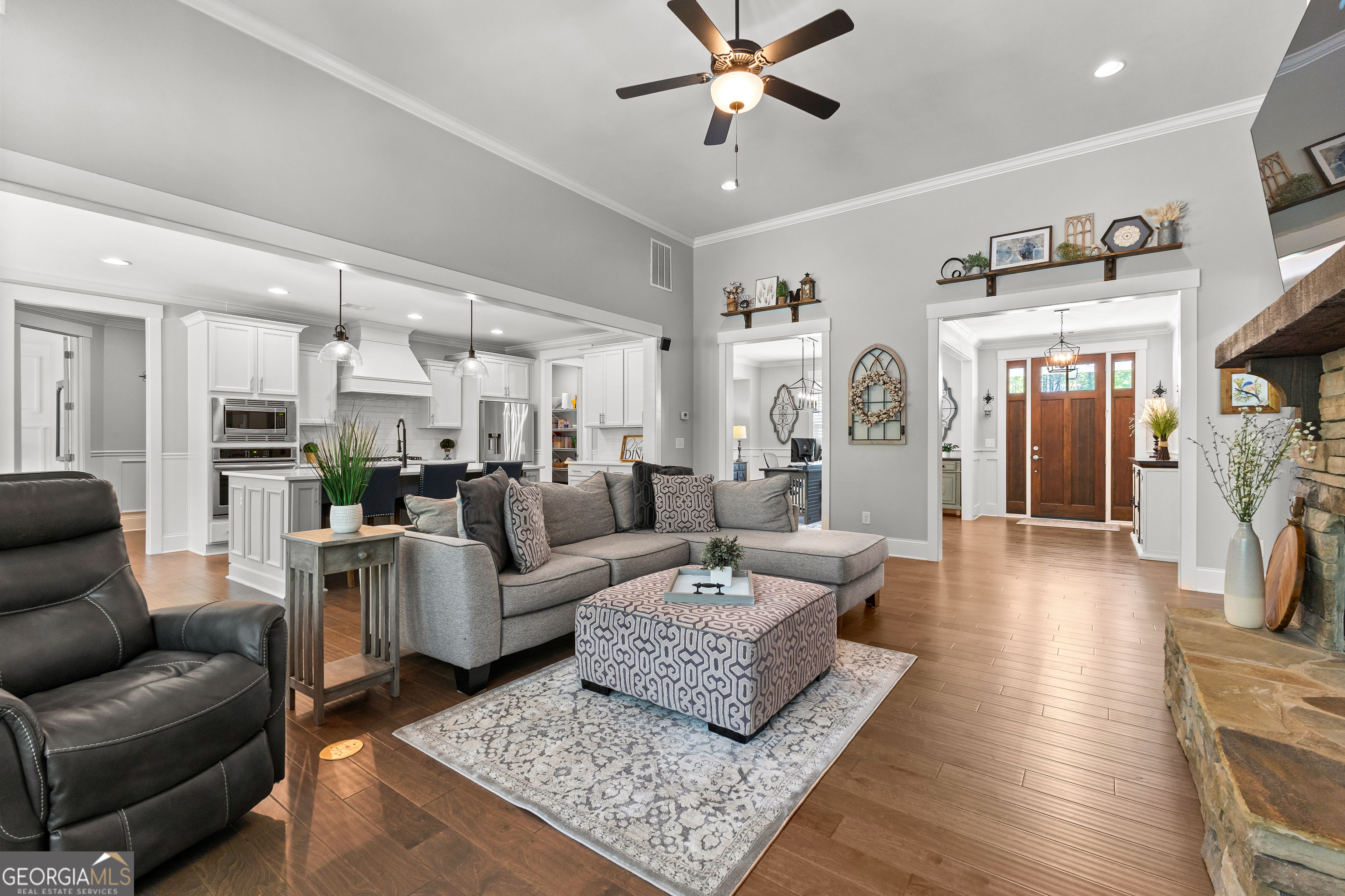 Fayetteville, Georgia 30215, United States, 4 Bedrooms Bedrooms, ,4 BathroomsBathrooms,Residential,Pending,114772