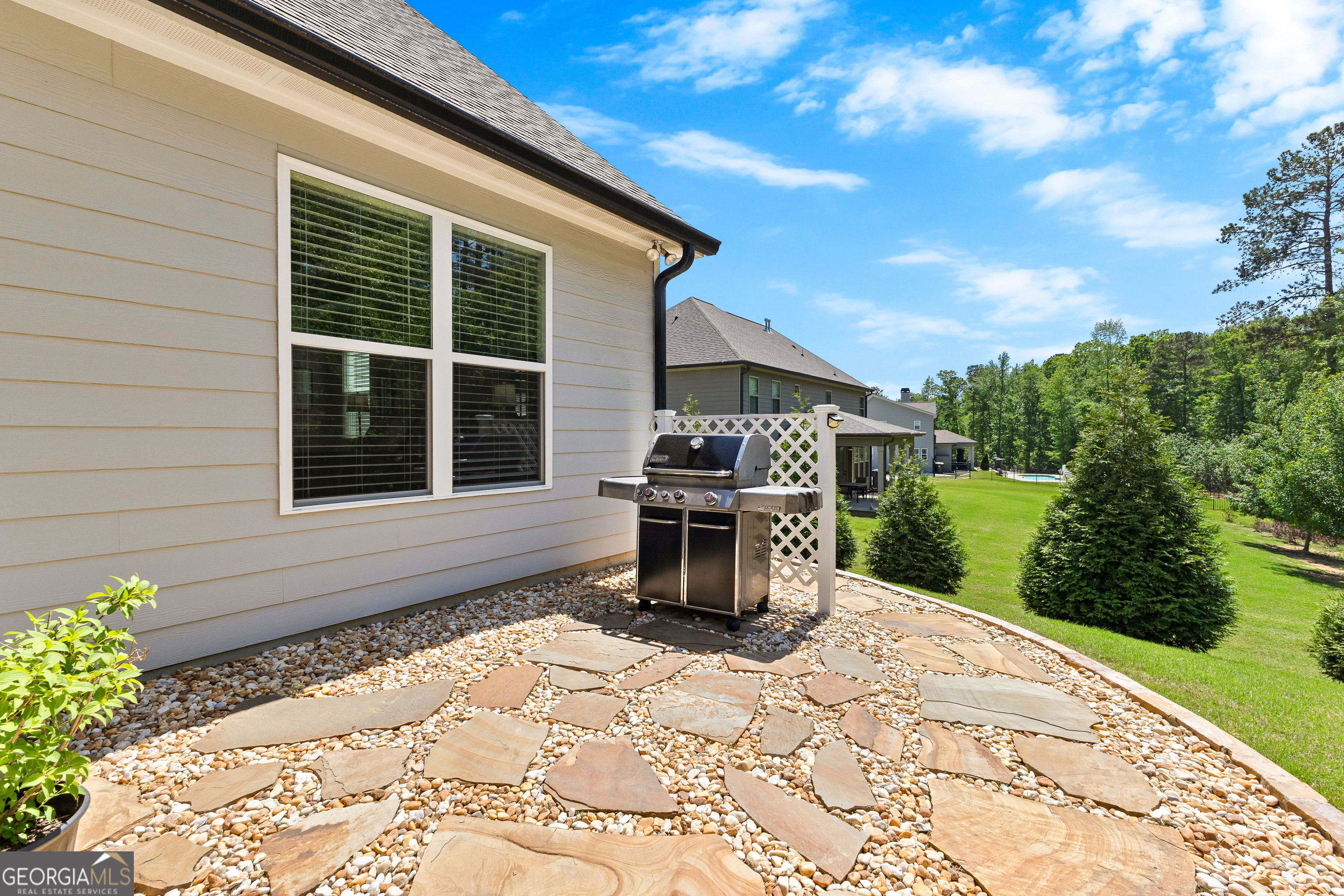 Fayetteville, Georgia 30215, United States, 4 Bedrooms Bedrooms, ,4 BathroomsBathrooms,Residential,Pending,114772