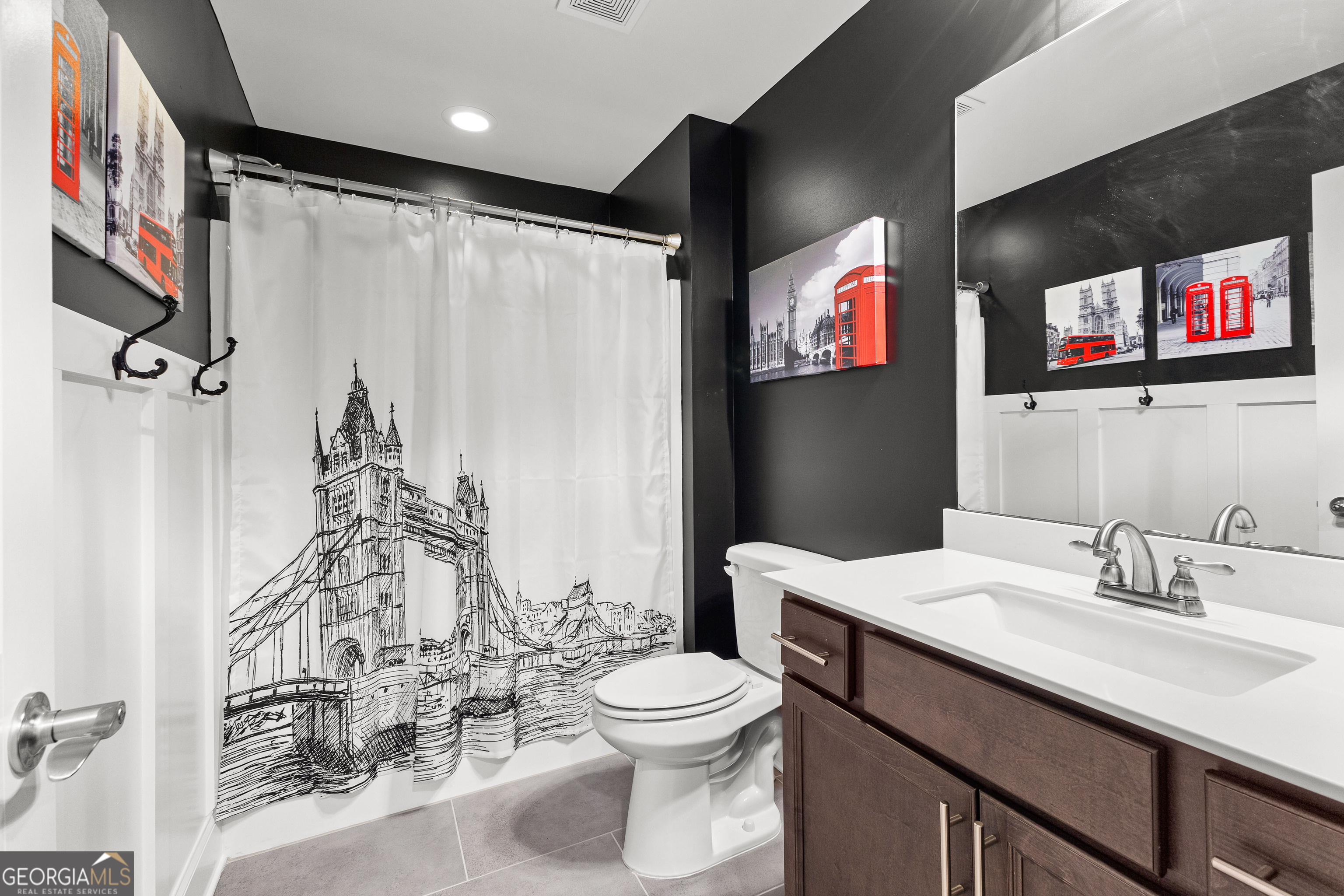 Fayetteville, Georgia 30215, United States, 4 Bedrooms Bedrooms, ,4 BathroomsBathrooms,Residential,Pending,114772