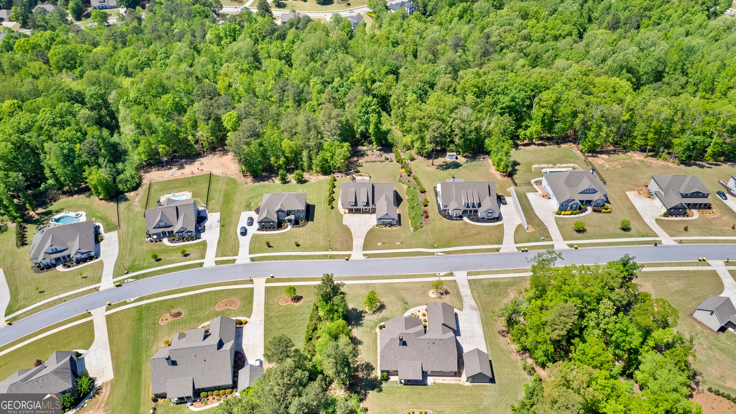 Fayetteville, Georgia 30215, United States, 4 Bedrooms Bedrooms, ,4 BathroomsBathrooms,Residential,Pending,114772