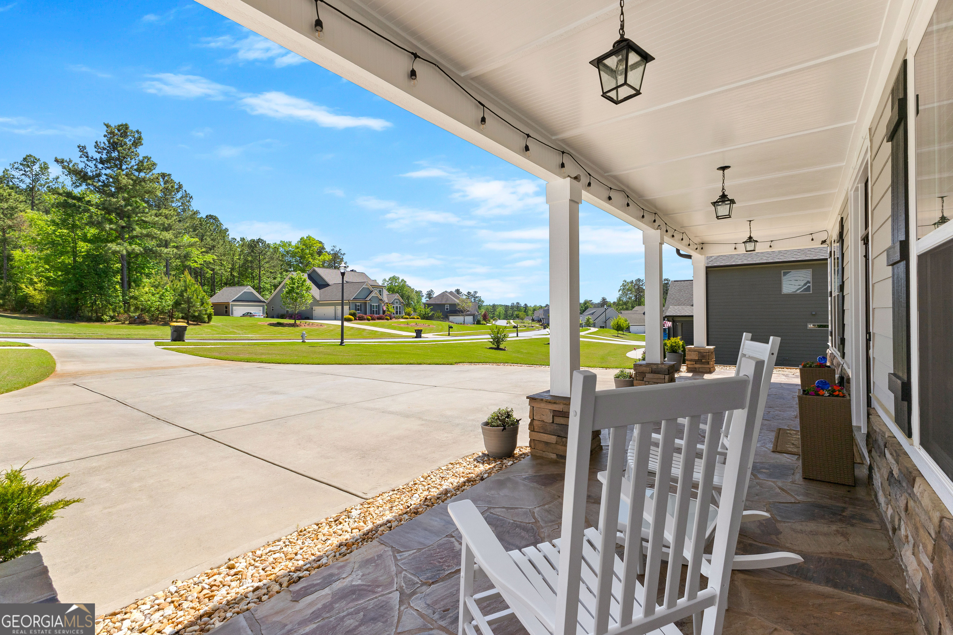 Fayetteville, Georgia 30215, United States, 4 Bedrooms Bedrooms, ,4 BathroomsBathrooms,Residential,Pending,114772