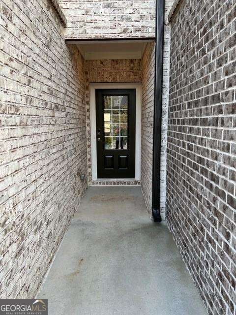 950 Sunny Lake DR