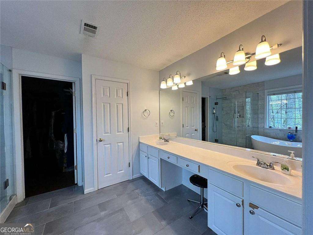 Coventry - Residential Lease
