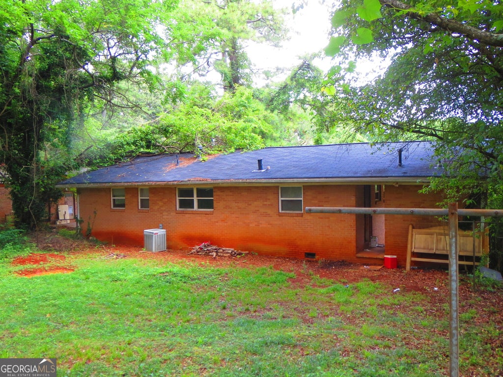 Photo of 2233 Doris Drive, Decatur, GA 30034 (MLS # 10816419)