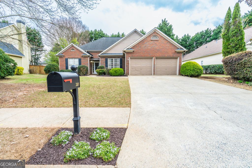 Photo of 125 Chickory Lane, Canton, GA 30114 (MLS # 10715410)