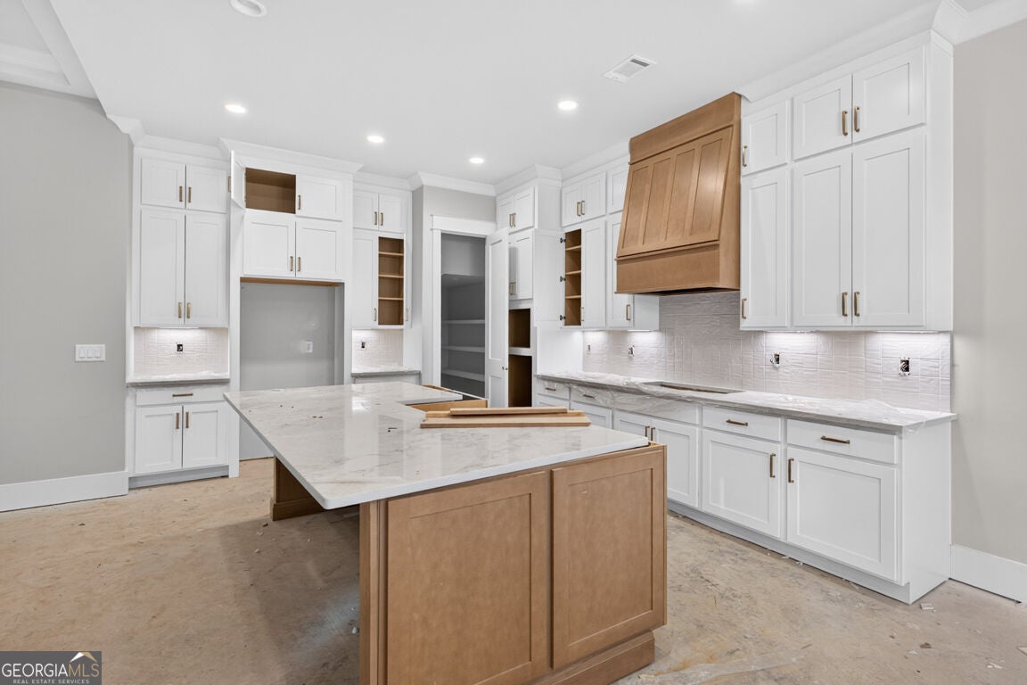 357 Lake Vista DR