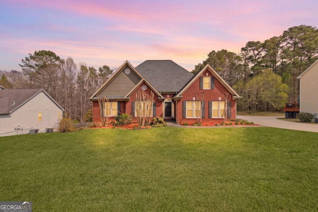 Photo of 825 Harbor Bay Drive, Lawrenceville, GA 30045 (MLS # 10735903)