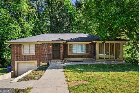 Photo of 1629 Detroit Avenue NW, Atlanta, GA 30314 (MLS # 10739045)