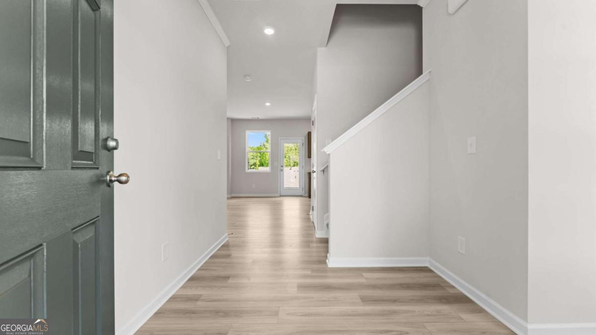 825 Oakmont TRCE