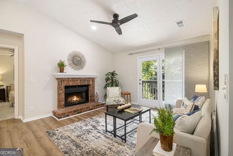 1315 McClelen WAY Decatur GA 30033