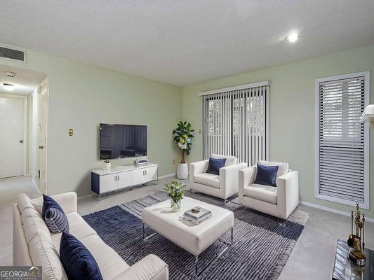 1316 WYNNES RIDGE CIR SE, MARIETTA, GA 30067 - Image 136a94dba7be846e13d8ecec8149a572/1303757167