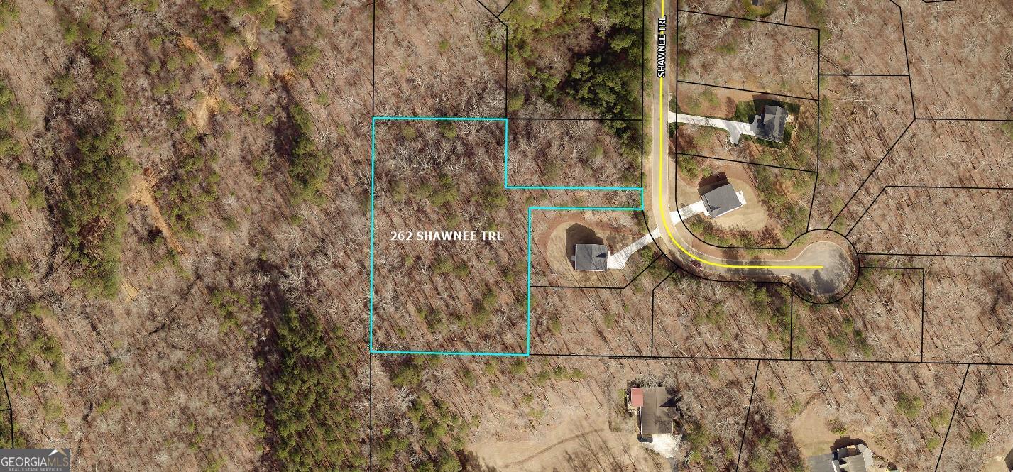 PREMIUM RESIDENTIAL LOTS CURRENTLY AVAILABLE IN SUBURBAN ATLANTA. SELLER FINANCING AVAILABLE. EXCELLENT OPPORTUNITY TO BUILD THE HOME OF YOUR DREAMS IN LUXURY AND HIGHLY SOUGHT AFTER ESTABLISHED COMMUNITY OR INVEST IN VALUABLE REAL ESTATE IN SUBURBAN ATLANTA. CLOSE TO RECREATIONAL TRAIL, SHOPPING MEDICAL FACILITIES AND MANY AREA AMENITIES. LOTS RANGE FROM 1/2 TO 2 ACRES.