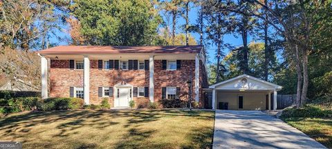 Photo of 1544 Bishop Hollow Run, Atlanta, GA 30338 (MLS # 10535344)