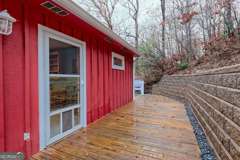 A home in Hiawassee