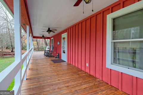 A home in Hiawassee