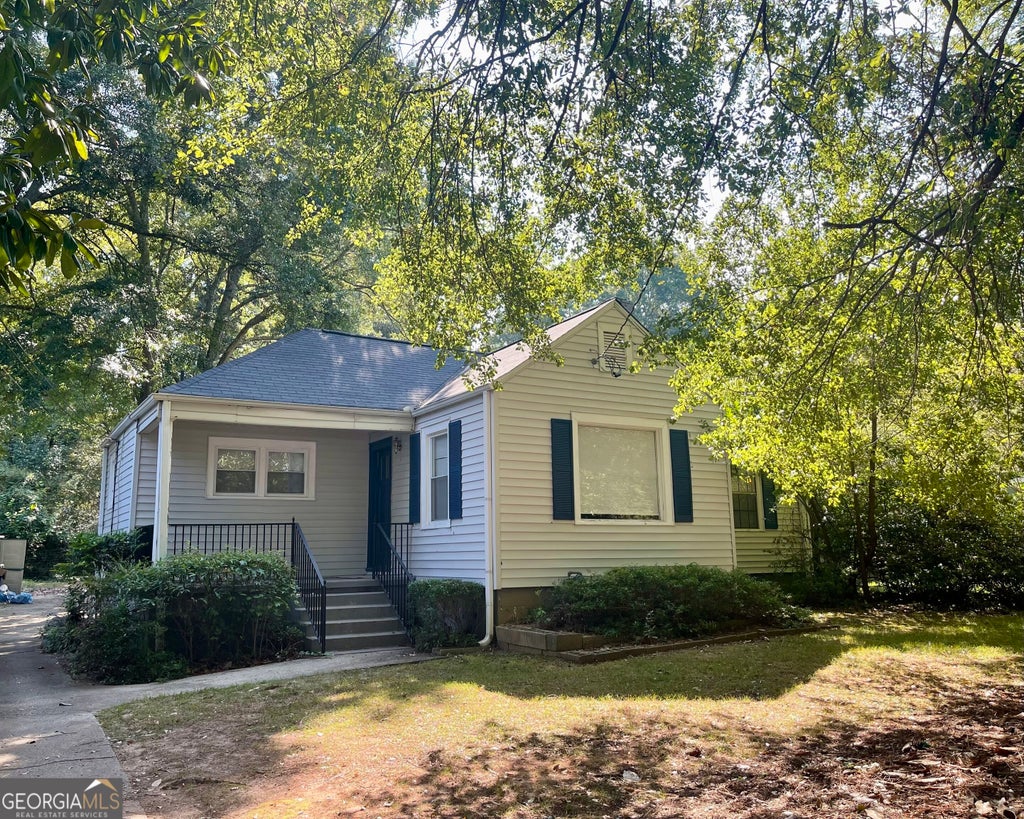 Photo of 1088 Forrest Boulevard, Decatur, GA 30030 (MLS # 10849267)