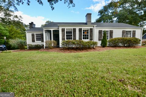 A home in Lagrange