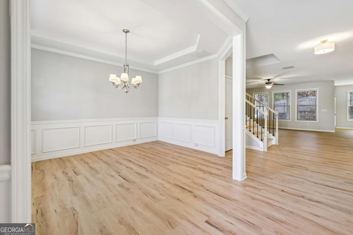 1210 Roswell Manor CIR