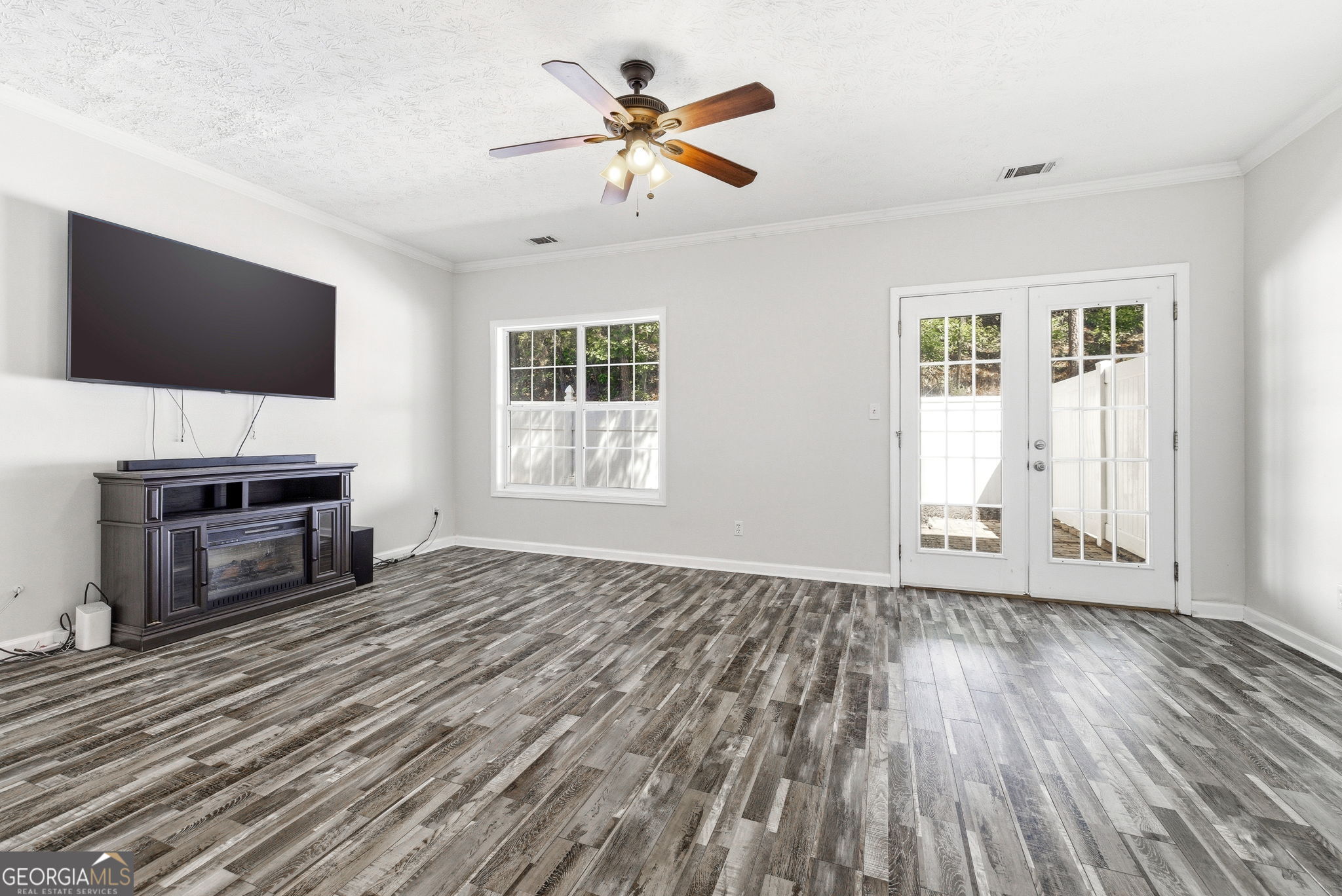 4350 Cypress CT