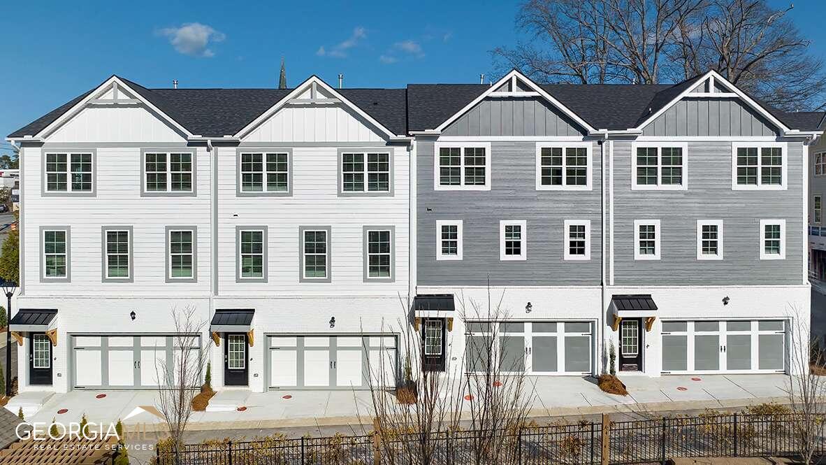 Photo 1 of 43 — 1170 Kendron LN, Atlanta, GA 30329