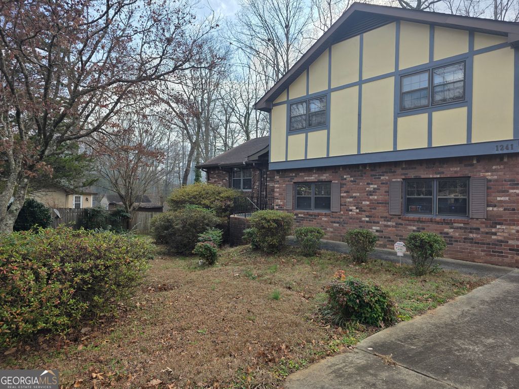 Photo of 1241 Tsali Trail, Lake City, GA 30260 (MLS # 10725079)