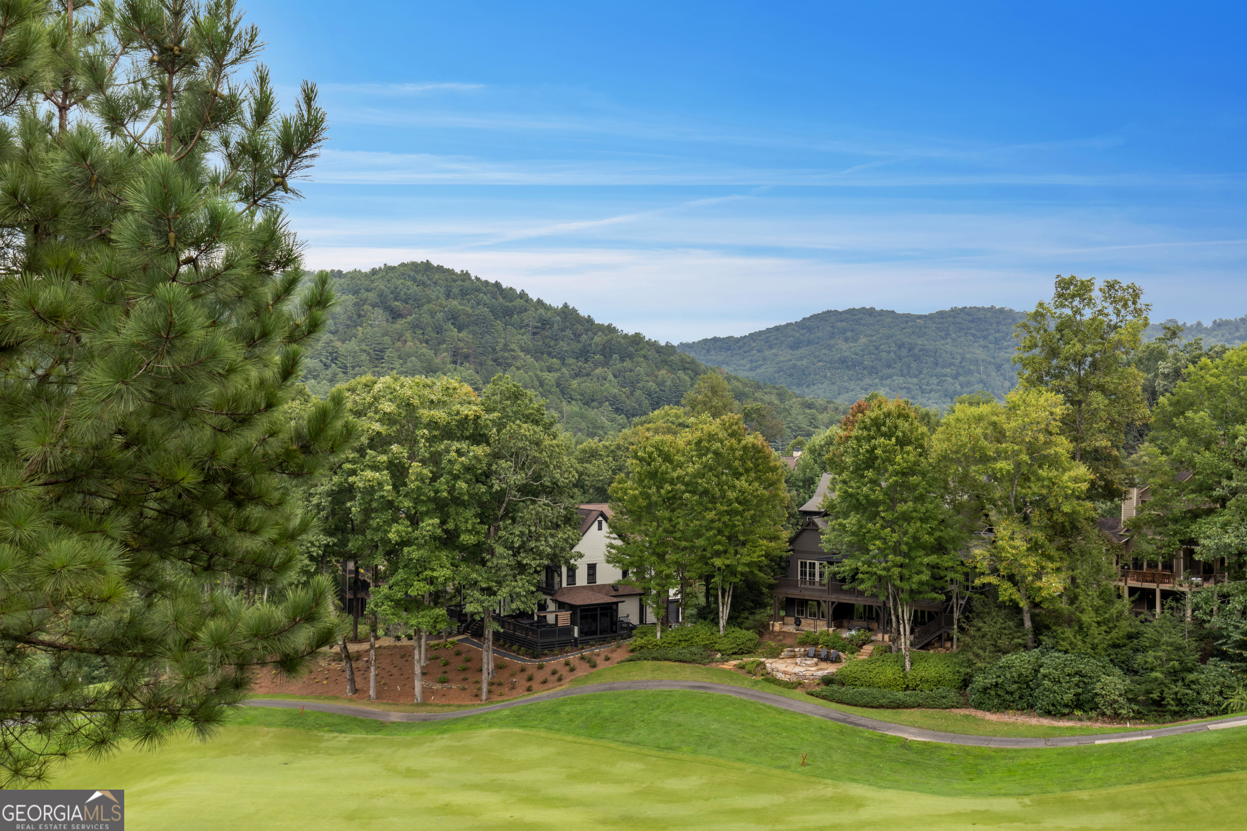 Clayton, Georgia 30525, United States, 5 Bedrooms Bedrooms, ,6 BathroomsBathrooms,Residential,Active,205268