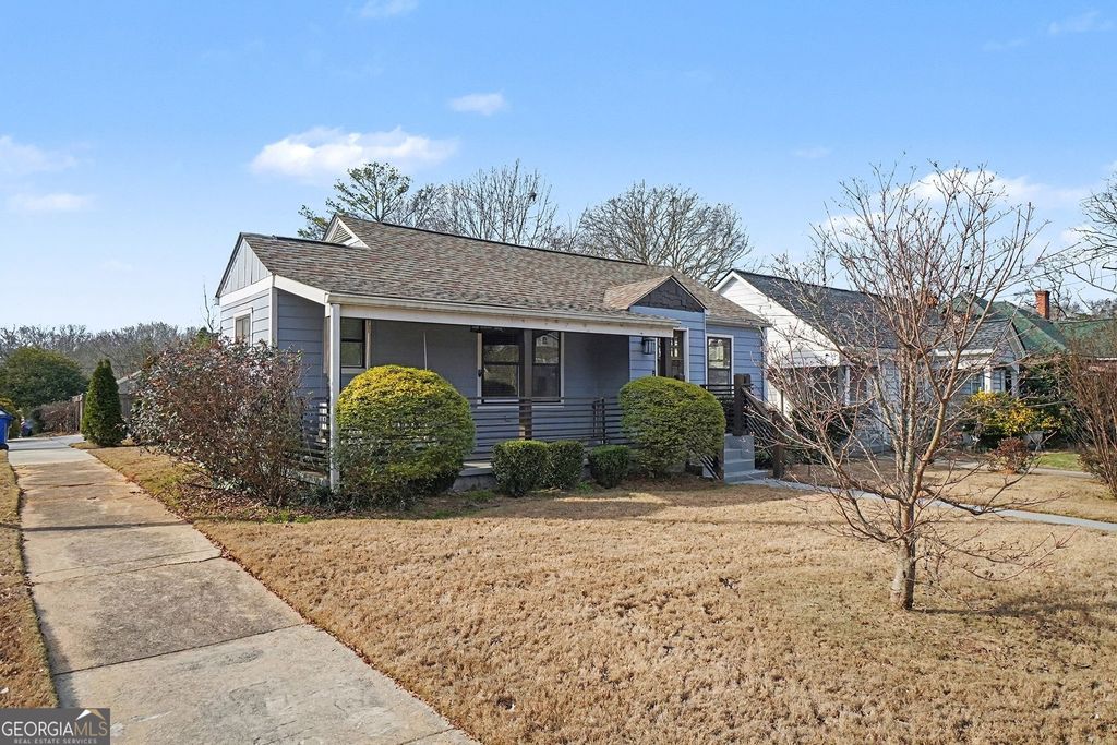 Photo of 1690 Ware Avenue, East Point, GA 30344 (MLS # 10678079)