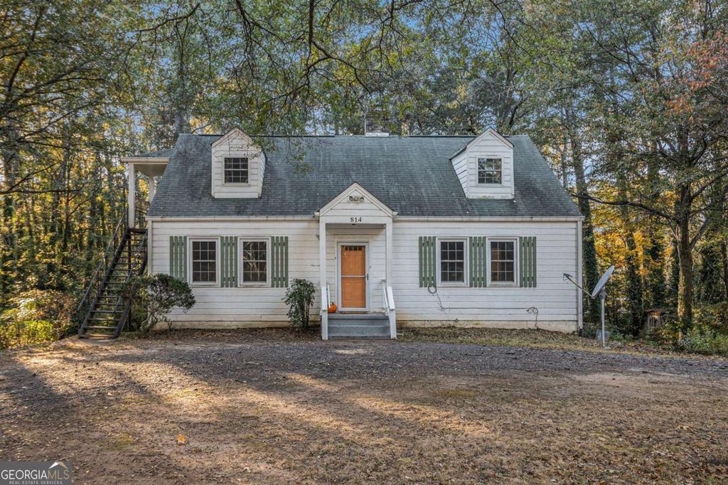 Photo of 814 S Jolly Avenue, Clarkston, GA 30021 (MLS # 10700414)