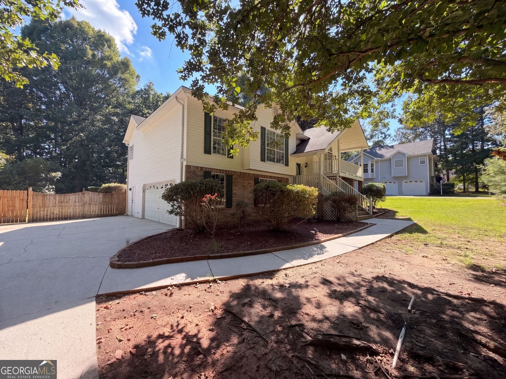 Photo of 6863 Alexander Parkway, Douglasville, GA 30135 (MLS # 10836396)