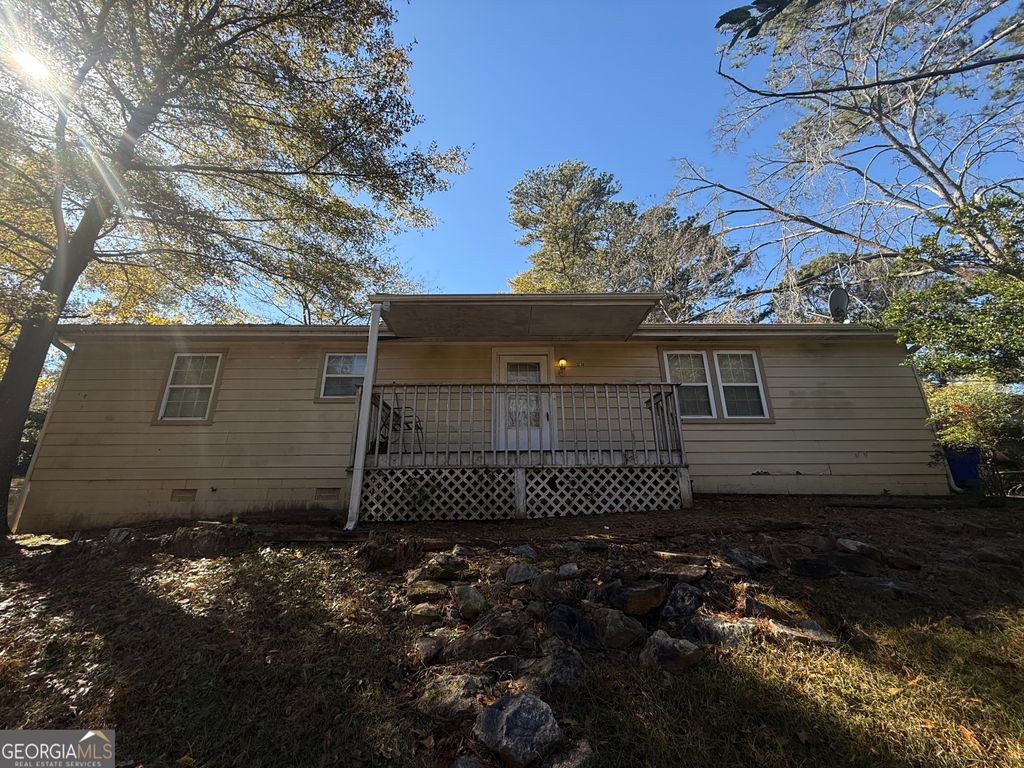 Photo of 1236 Woodbridge Drive NE, Conyers, GA 30012 (MLS # 10655576)