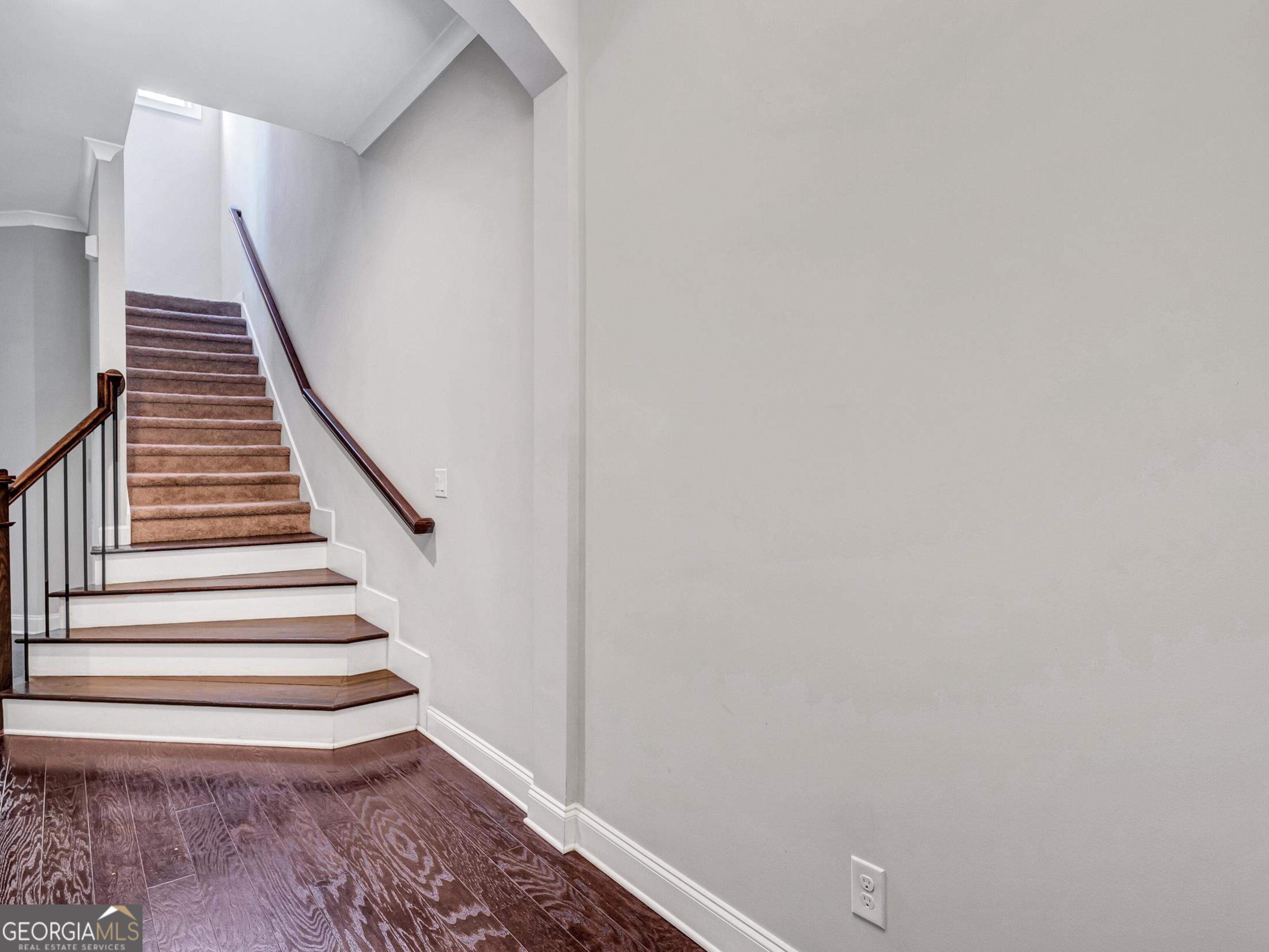 6254 Village Arbor LN