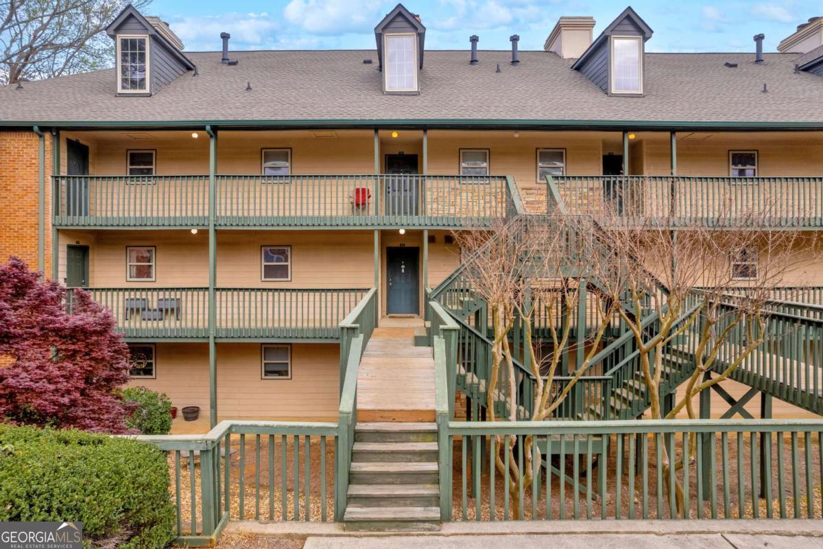 *Motivated Seller!* Welcome home to this adorable 1 bedroom / 1.5 bathroom condo nestled in the gated, Hampton Arbors Condominium community! A few features of the home include a wood burning fireplace, sunroom, and a half bathroom, perfect for guests! The kitchen offers ample countertop space and overlooks the living area. The owners suite creates the ultimate oasis with a private bathroom and a double vanity! The community even offers swim, tennis, trash, and water coverage! Located just minutes away from the heart of Duluth, this charming condo offers the best of both suburban tranquility and city convenience. Enjoy the nearby top-rated restaurants, perfect for foodies looking to explore a wide range of cuisines, or grab a quick bite from local favorites. For outdoor enthusiasts, the area boasts beautiful parks offering scenic trails for hiking, biking, and picnicking. If you're into sports, you'll love the nearby pickleball courts and recreational facilities, ensuring fun for all ages. Plus, with easy access to major highways, commuting to downtown Atlanta for work or entertainment is a breeze. Discover the vibrant blend of community and convenience that makes this property the perfect place to call home! This condo is one you won't want to miss. Schedule a showing today!